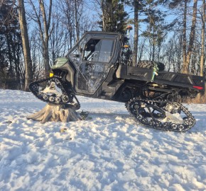 Can-am HD10 6X6 w terenie